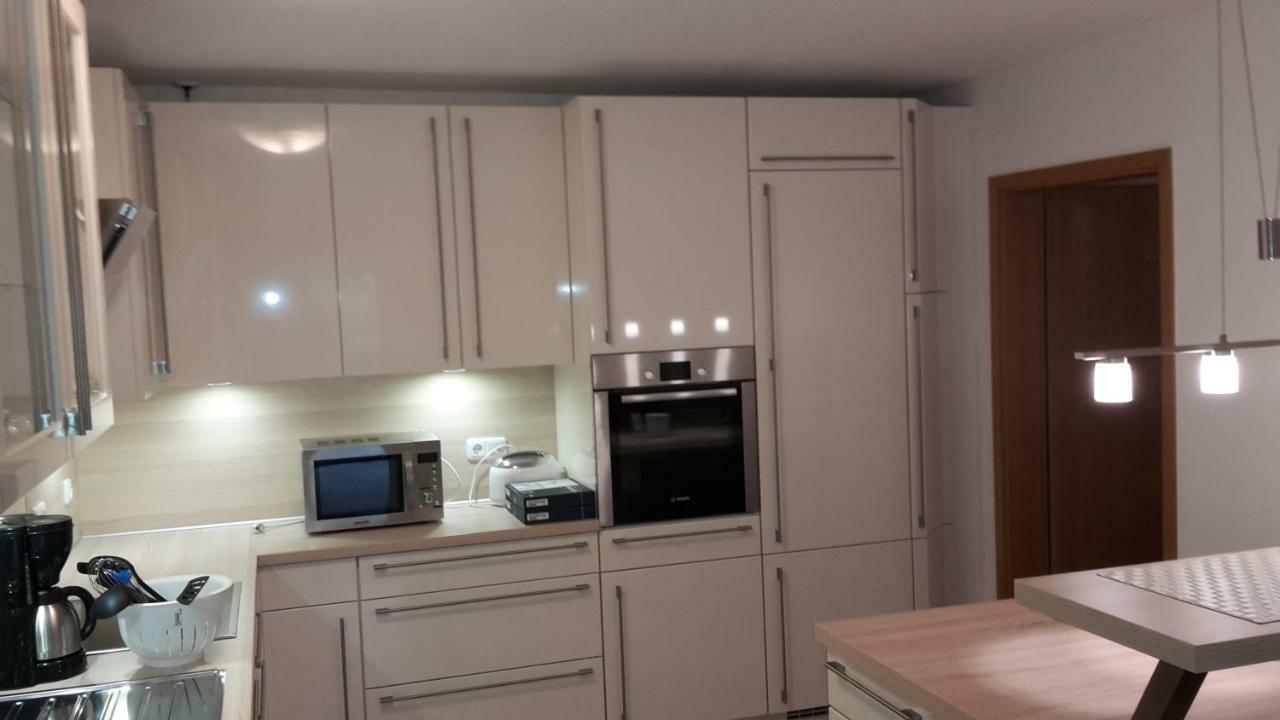 Froschkoenig Mit Teichblick Appartement Trendelburg Buitenkant foto